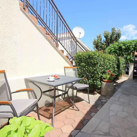 شقة In Porec/istrien 9922 *